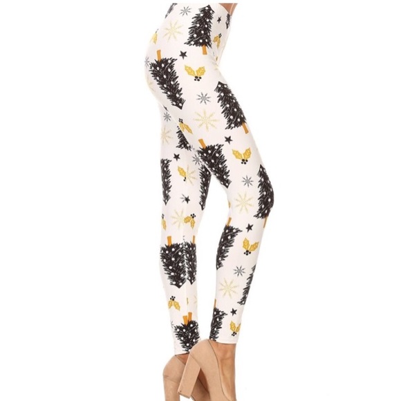 ‼️JUST IN - ULTRA SOFT CHRISTMAS LEGGINGS - Picture 2 of 2